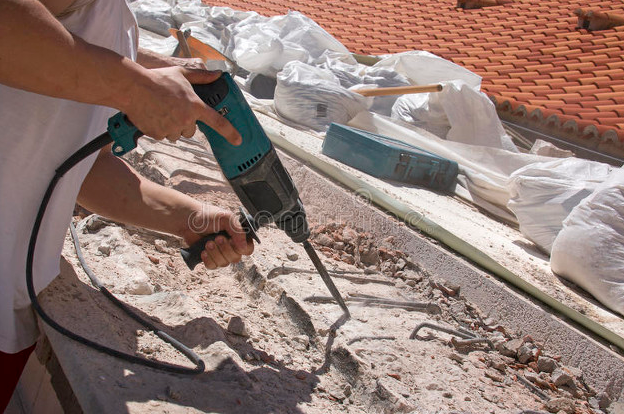 電錘的特點(diǎn)和使用安全事項(xiàng)